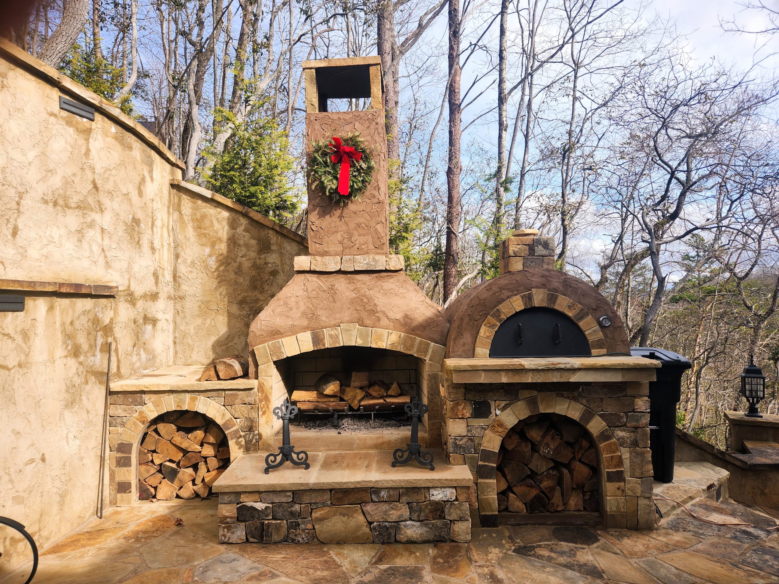 Cherrylog pizza oven far