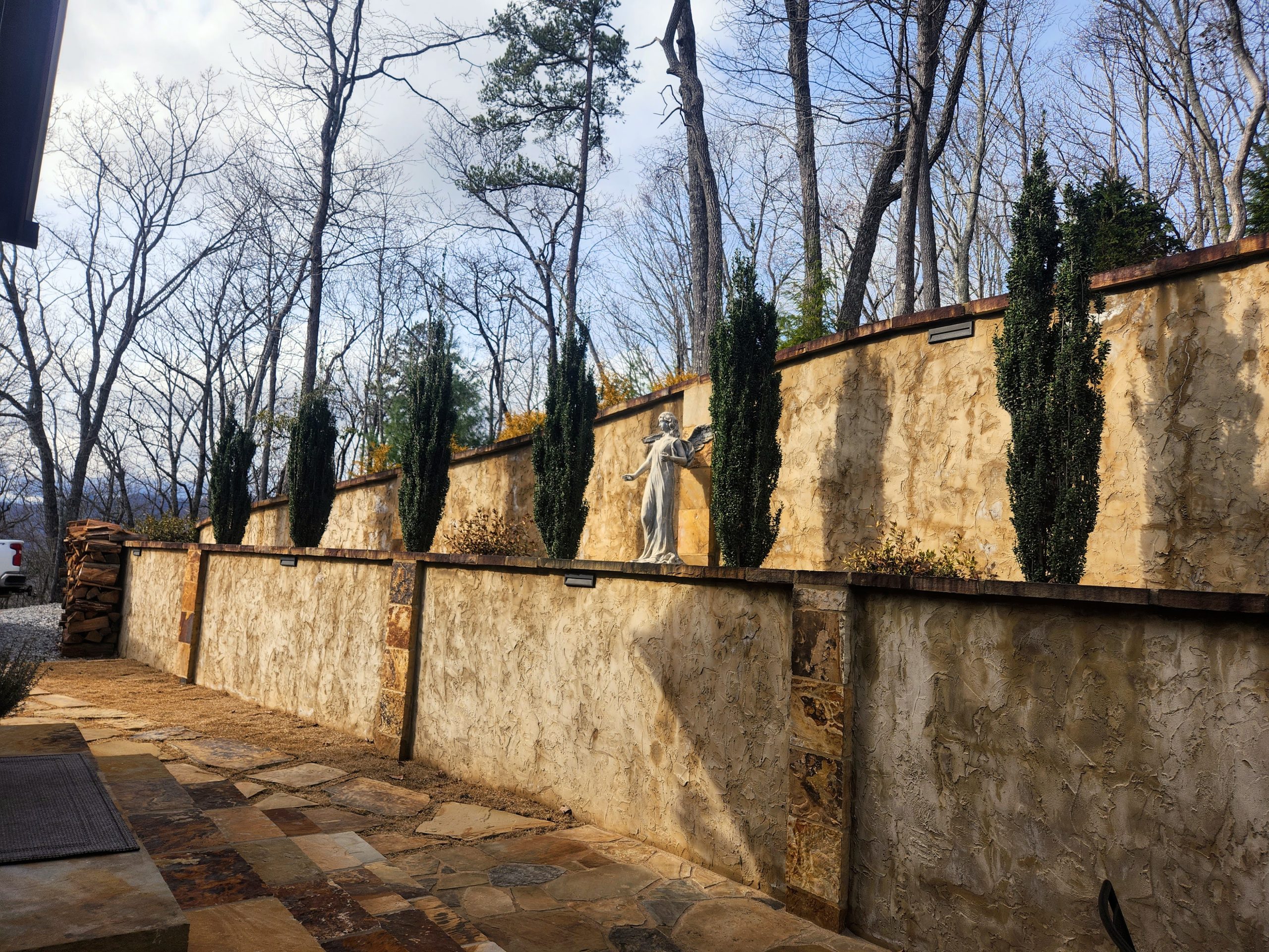 Stone wall wide